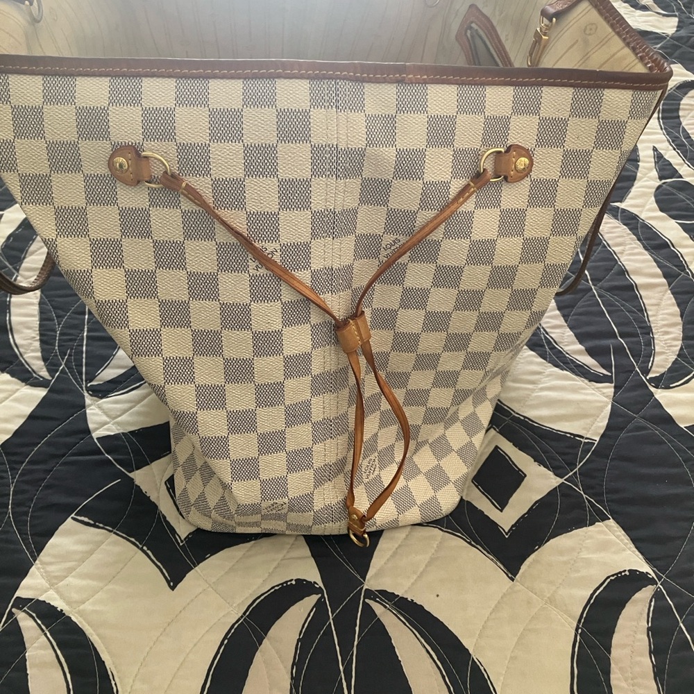 Authentic Louis Vuitton Neverfull GM Damier azur vintage 2012 - Picture 4 of 10
